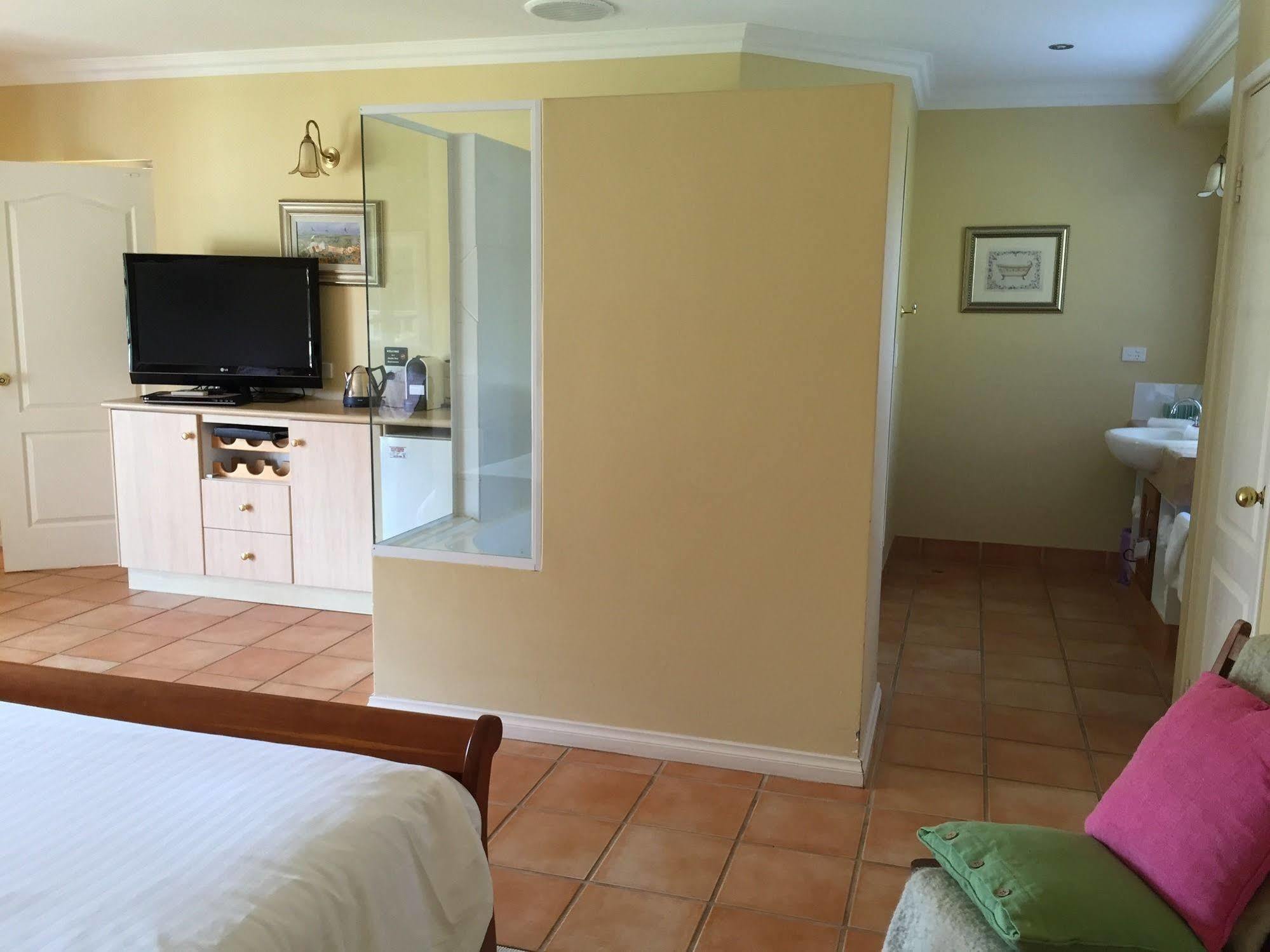 Erravilla Country Estate Spa Suite Accommodation Cowaramup Exterior foto